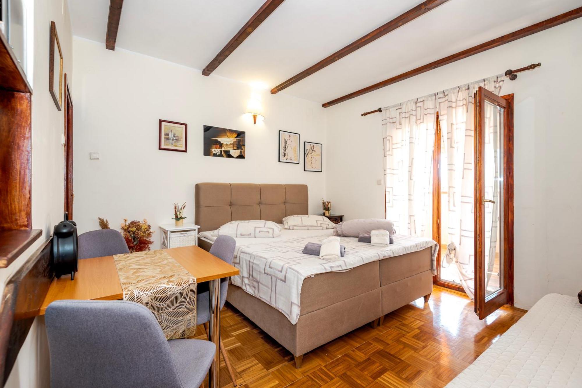 Apartments Rogoznicka Oaza โรกอซนิซา ภายนอก รูปภาพ