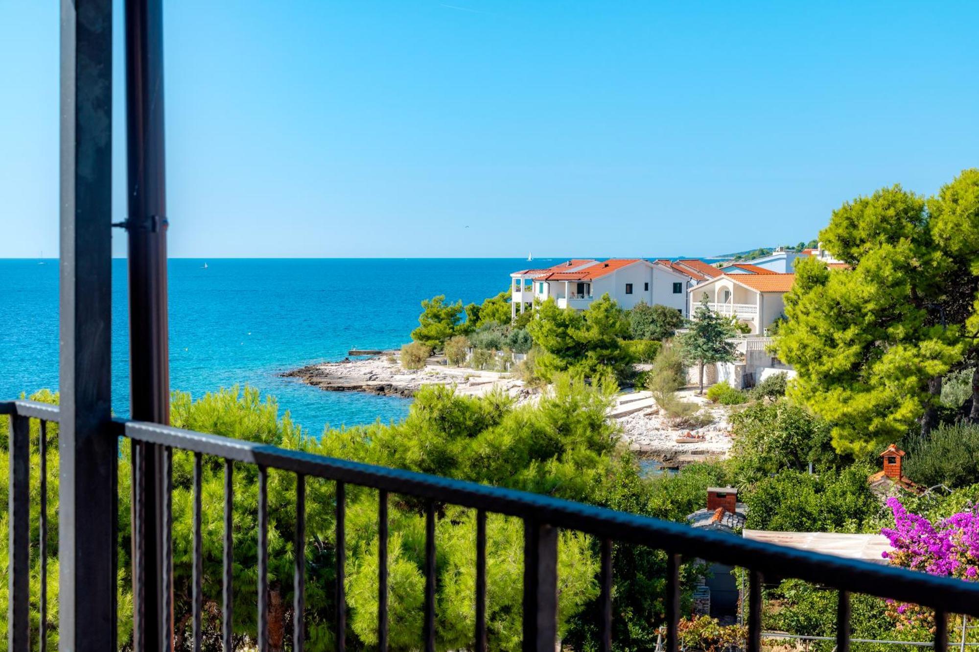 Apartments Rogoznicka Oaza โรกอซนิซา ภายนอก รูปภาพ