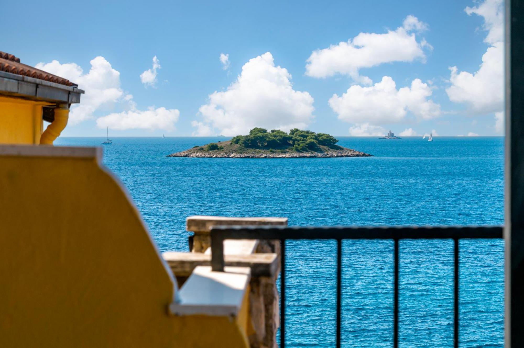 Apartments Rogoznicka Oaza โรกอซนิซา ภายนอก รูปภาพ
