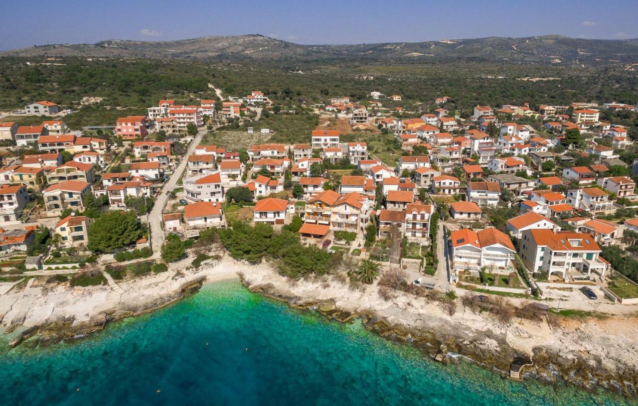 Apartments Rogoznicka Oaza โรกอซนิซา ภายนอก รูปภาพ